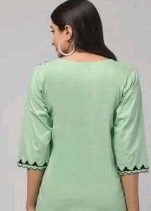 Beautiful Kashmiri Top 💚