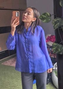 Button-down blouse/shirt