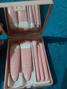Mini Mirror Makeup Brush Kit