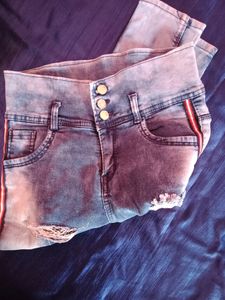 Trending Stylish Scratch Jeans 👖