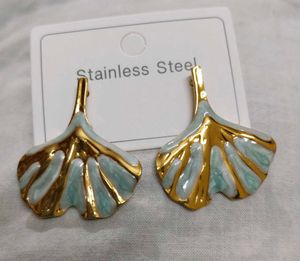 ✨✨Leaf Drop anti tarnish ✨✨Earrings