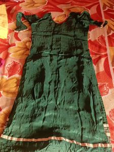 Green Embroidered Kurta