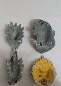 Metal Mask 4pieces.