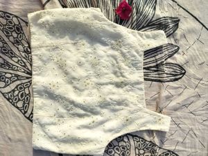 Floral Embroidered Crop Top