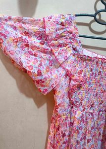Light Pink Multicolored Dress With Ruffle Sleeve
