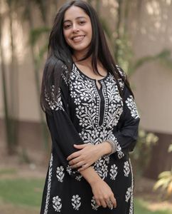Chikankari Kurti