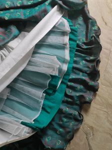 Good Condition stitched Lehnga For Slim Girls