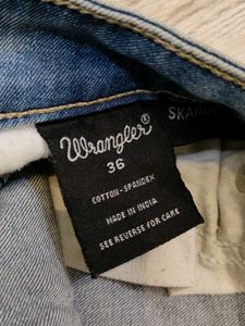 Ma2135 Wrangler jeans waist 36 inches