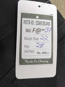 F@-37 Size-24 Slim Jeans