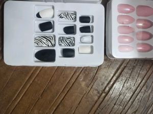 Press-On Nail Variety Pack