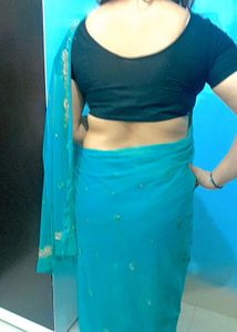 Only Saree Without Blouse And Petticoat