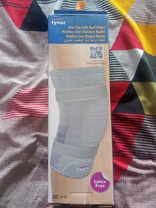 Tynor Knee Cap With Rigid Hinge