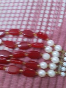 Red &amp; Pearl Bracelet