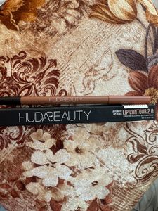 ⭐️Huda Beauty ⭐️ Lip Liner Sandy Beige