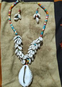 Cowrie Shell Necklace With Earings