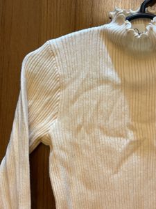 Ribbed Mock Neck Top