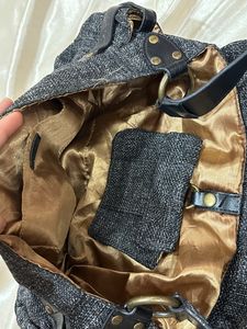 Vintage-Style Black Shoulder Bag