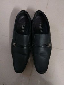 Bookal Black Formal Shoes