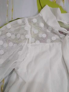 (1100)White Polka Dot Sheer Sleeve Blouse