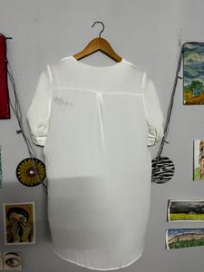 Elegant White V-Neck Blouse