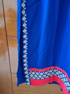 Elegant Blue Embroidered Kurta