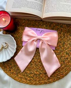 Bow Clip