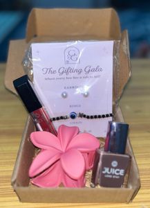 Gift Hamper For Women