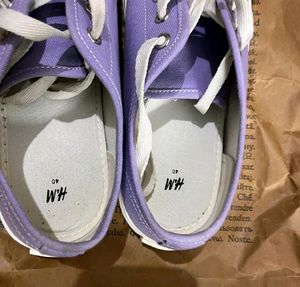 H&amp;M CANVAS SNEAKERS LAVENDER COLOR EUR 40