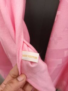 LV New Stole