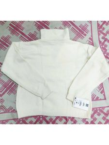 Stylish White Knit Sweater
