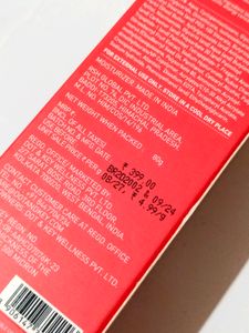 Dot &amp; Key Strawberry Moisturizer