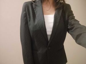 VAN HEUSEN POLKA DOT BLACK BLAZER