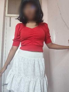 Pretty Red Ribbed Crop Top