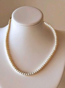 High Quality White Pearl Necklace