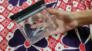 Air Tight Container (1 Piece)