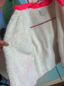 Heavy kids jacket for 8yrs old.