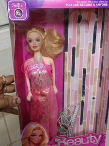 Movable Hand And Leg Doll With Accessories