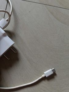 Vivo Mobile Charger 18w with cable free