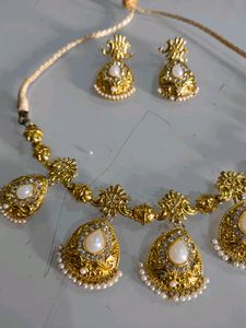 Alia Bhatt Necklace Set