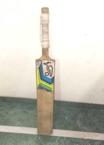 Kookaburra International Sports Dues Bat