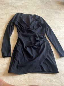 Zara Black Mini Dress 🖤💕