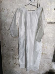 Straight Fit White Kurta With Golden Embroidery