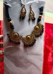 Black Handmade Jewelry Set