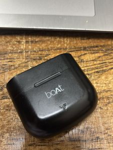 Boat Airdopes Charging Case