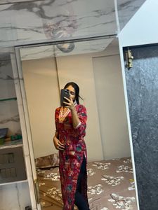 Floral Embellished Kurta Set