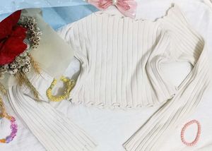Cute Full Sleeve Crop Top ✨