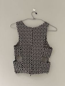 Chic Geometric Print Sleeveless Top