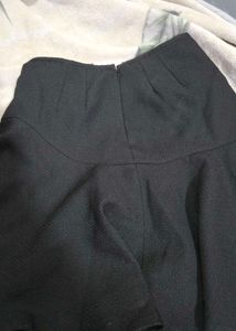 Chic Black Flared Mini Skirt