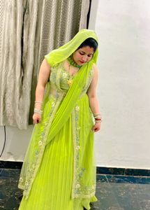 Beautiful Lehnga With Shrug