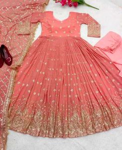 MOST BEAUTIFUL ANARKALI 3 PIECE SUIT SET 😍